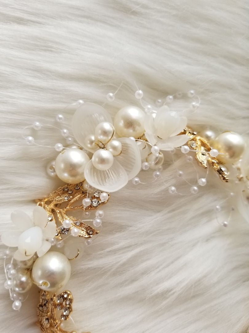 Diadema de perlas