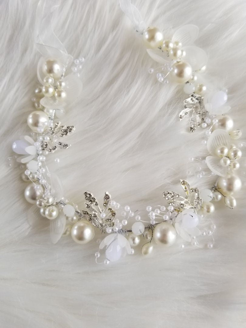 Diadema de perlas