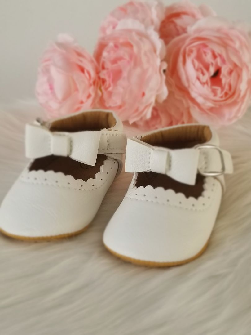 Zapatos ribete con lazo