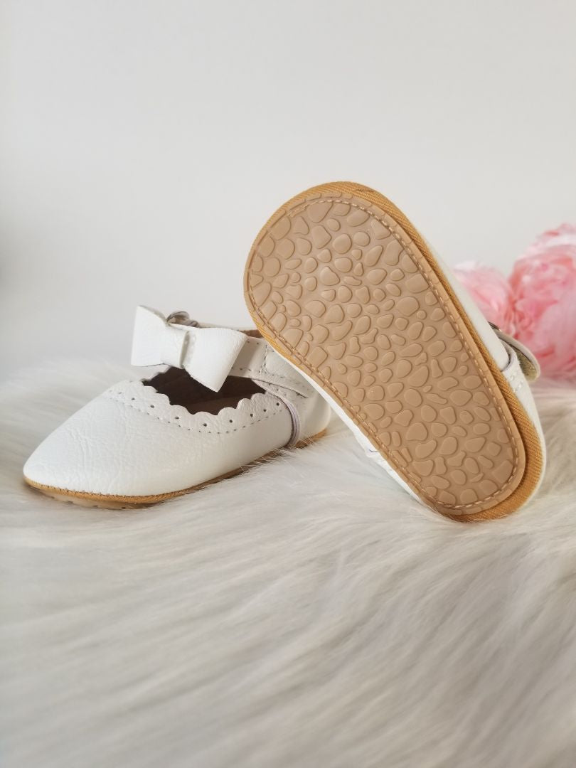 Zapatos ribete con lazo