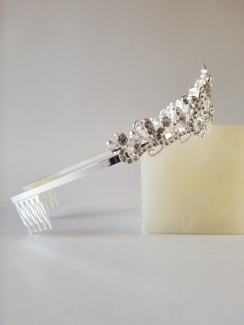 Diadema con agarres