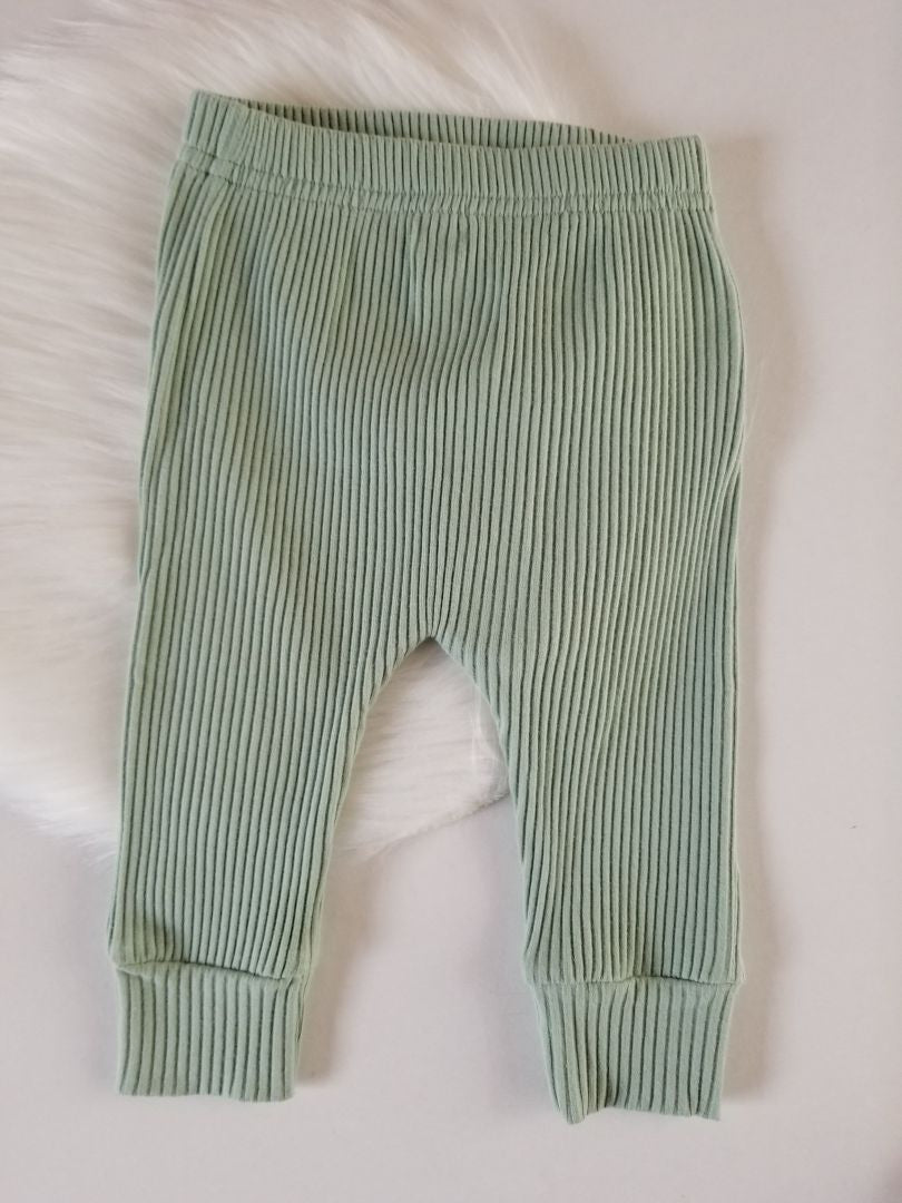 Body con lazo y pantalón