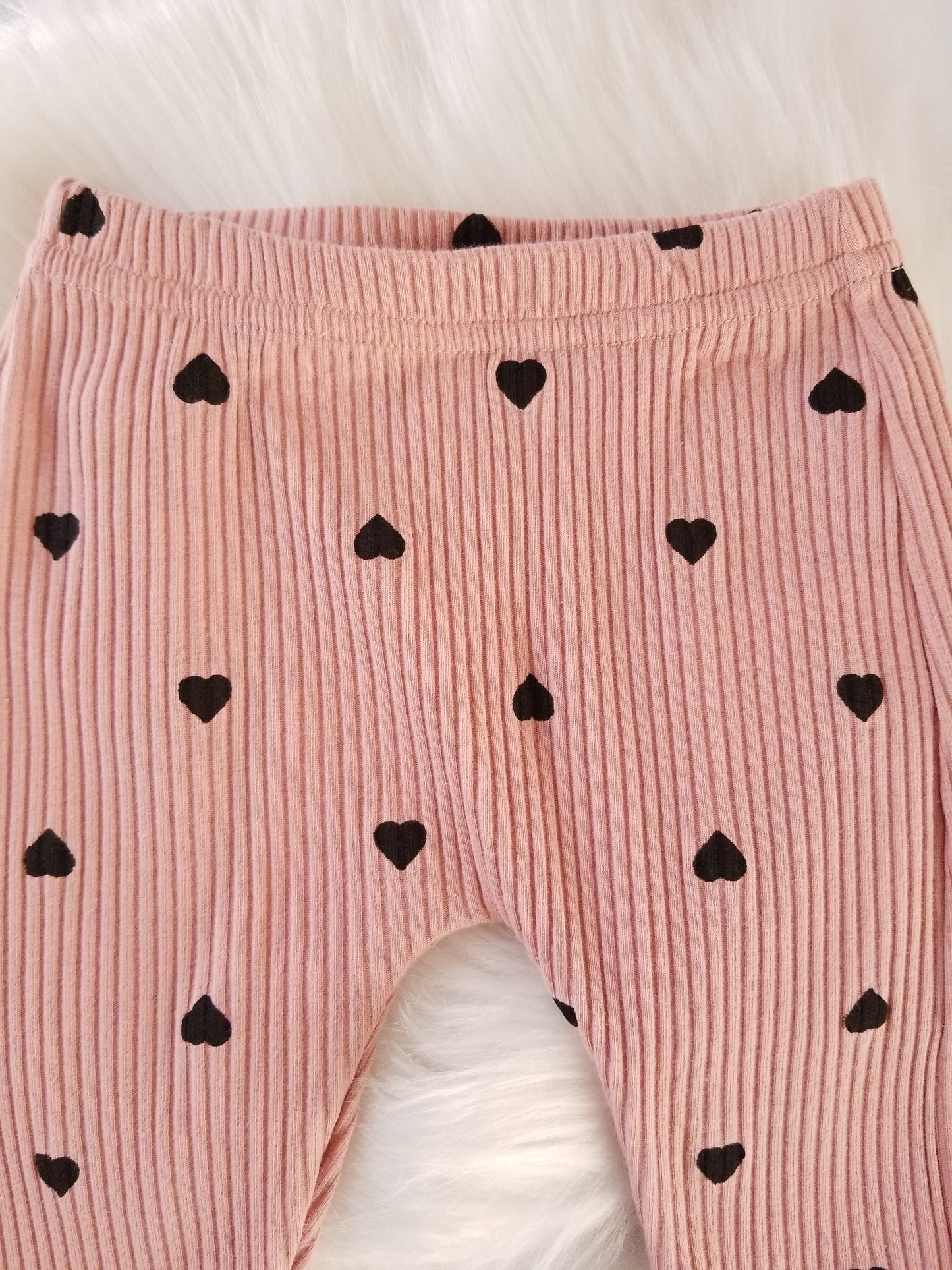 Conjunto estampado de corazones