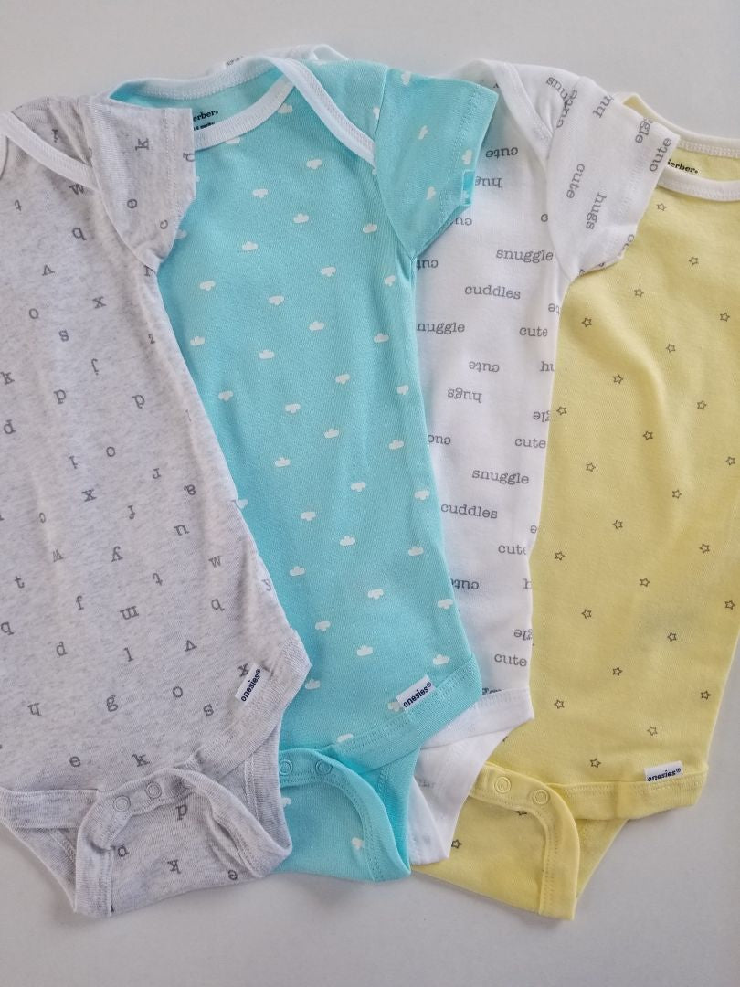 Set de bodys para niños