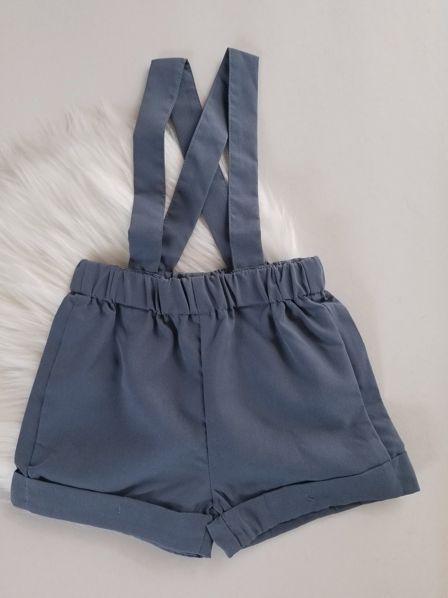 Conjunto short tirantes estampado Dinosaurio