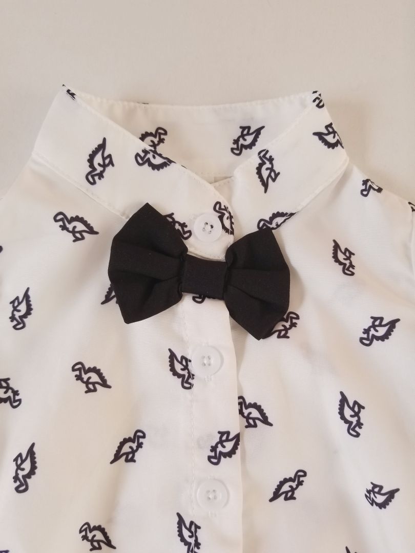 Conjunto short tirantes estampado Dinosaurio