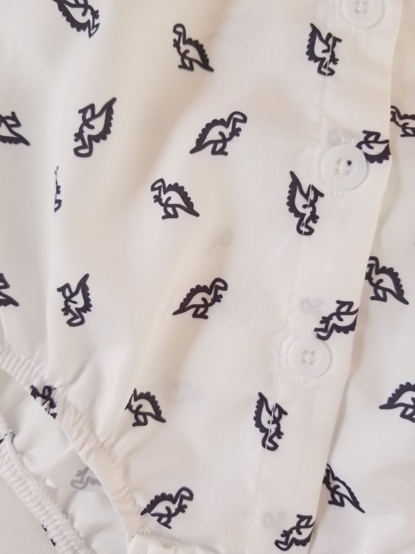 Conjunto short tirantes estampado Dinosaurio