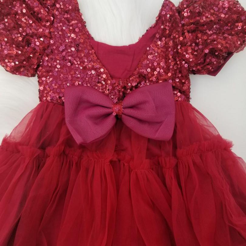 Vestido rojo con lentejuelas