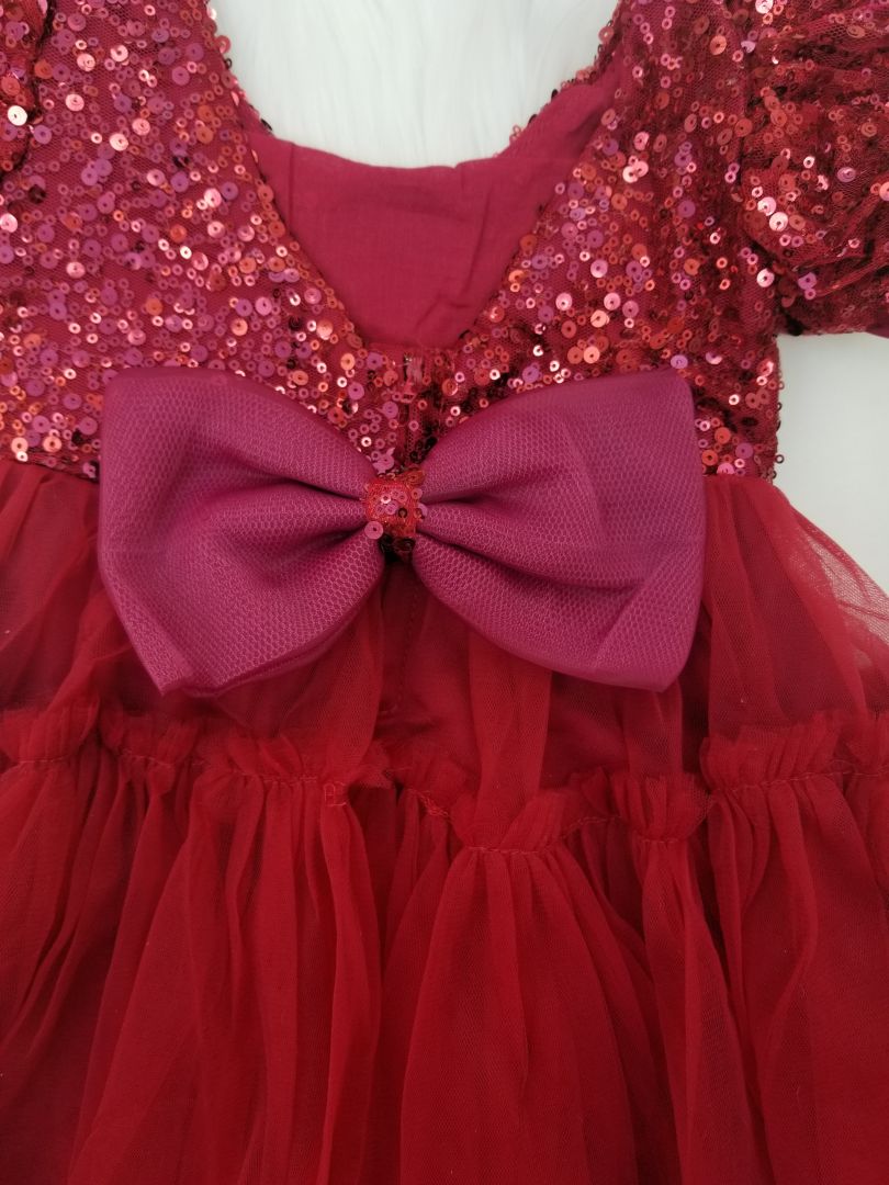 Vestido rojo con lentejuelas