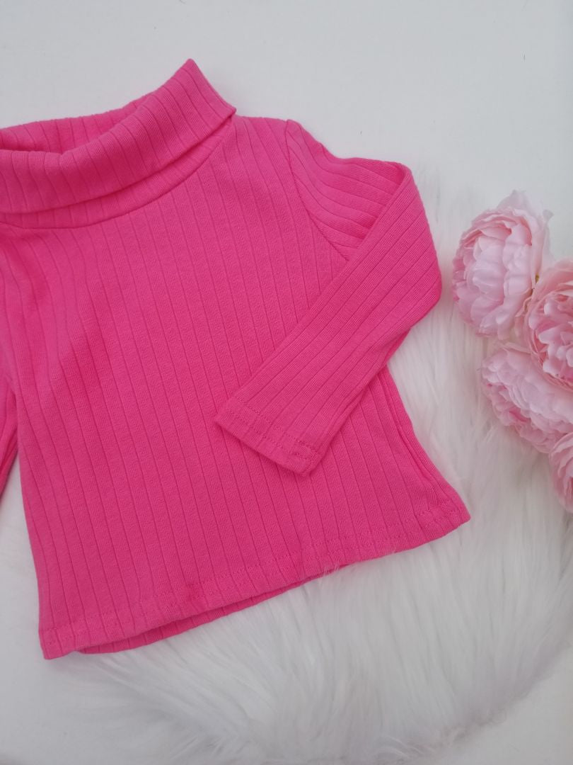 Conjunto de pantalón y suéter de cuello