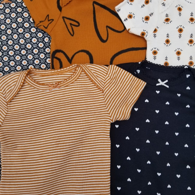 Set de bodys diseño variado