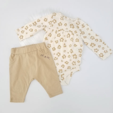 Conjunto de gatito