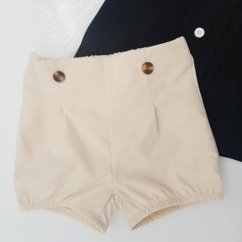 Conjunto elegante de camisa y short
