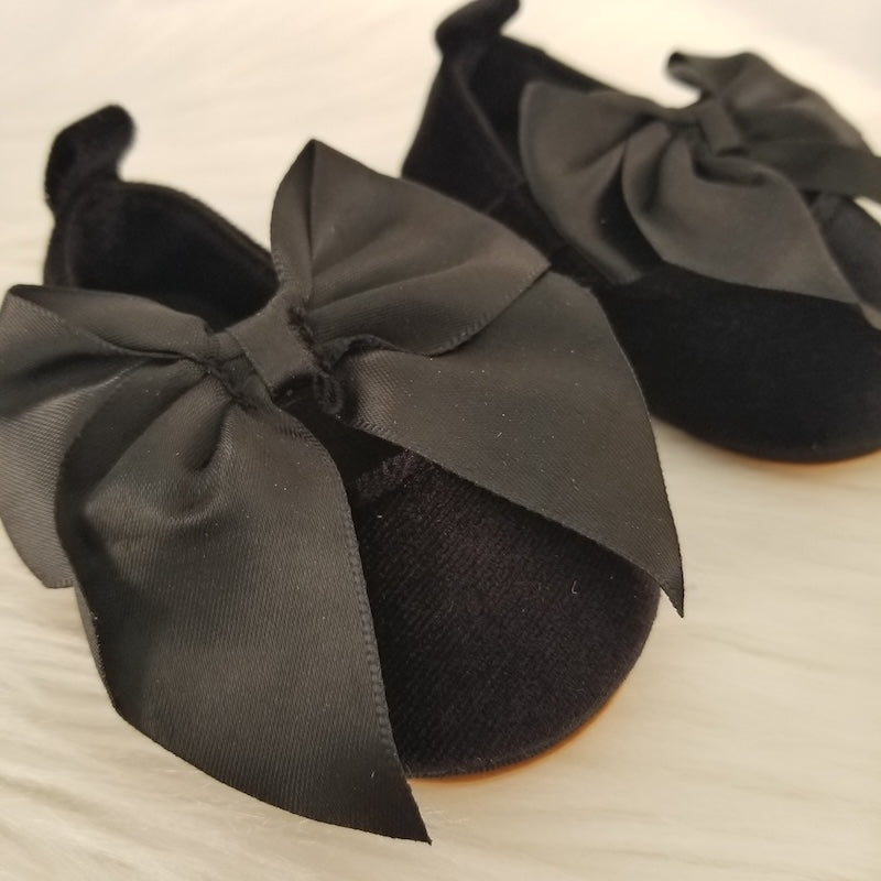 Zapatos de terciopelo negro
