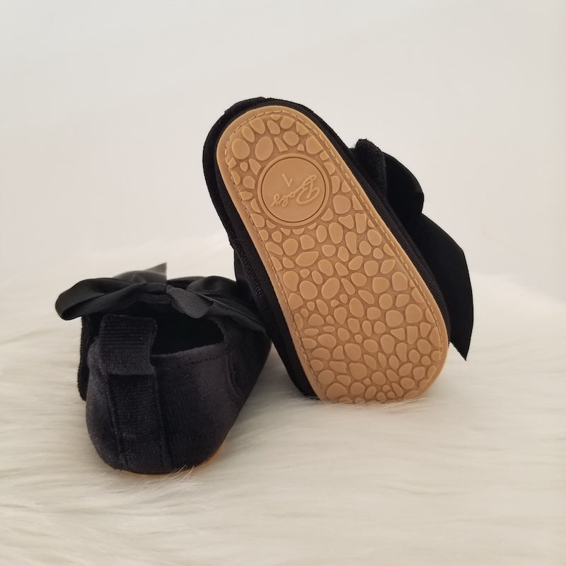 Zapatos de terciopelo negro