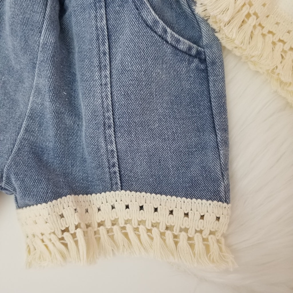 Conjunto de short y blusa de flecos