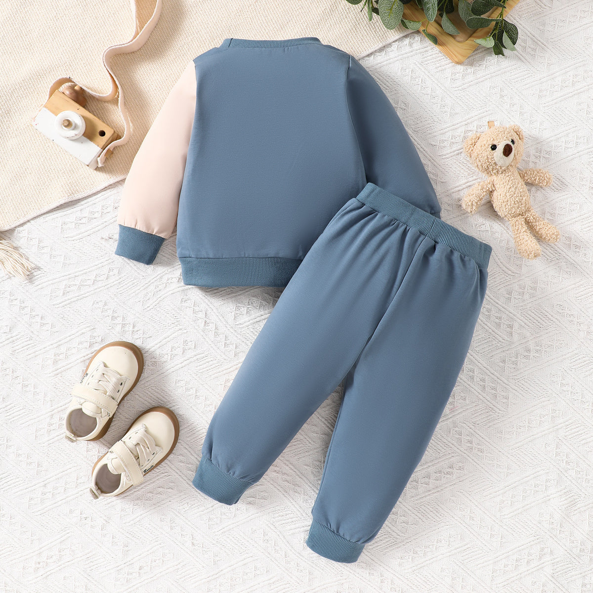Conjunto buzo bicolor