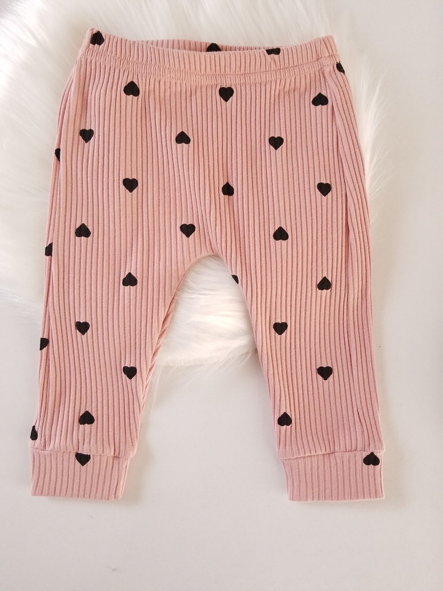 Conjunto estampado de corazones