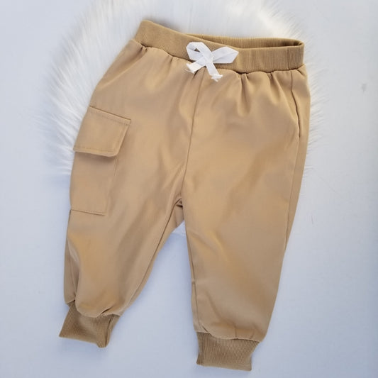 Pantalón cargo