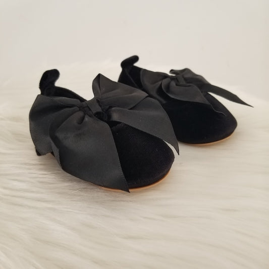 Zapatos de terciopelo negro