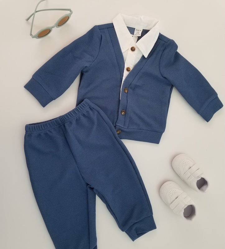 Conjunto suéter cuello y pantalón