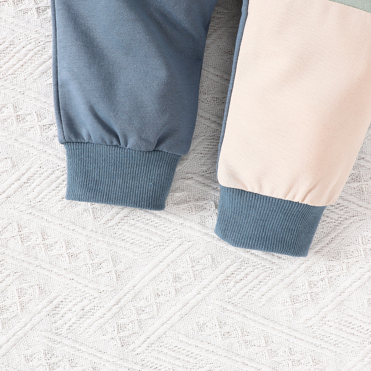 Conjunto buzo bicolor