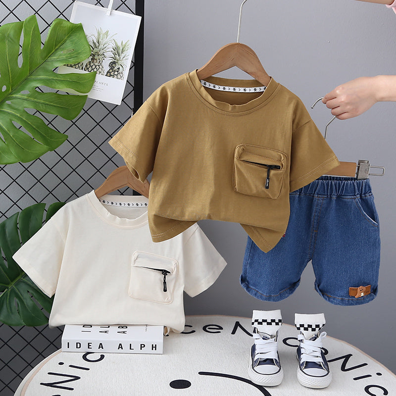 Conjunto camiseta con bolsillo y short de jean