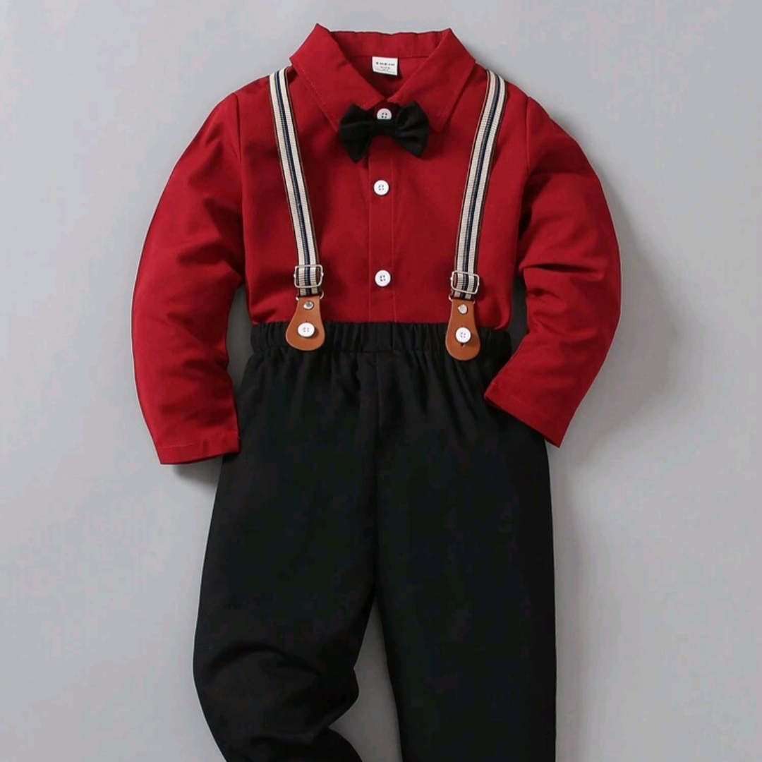 Conjunto de tirantes elegante con camisa roja